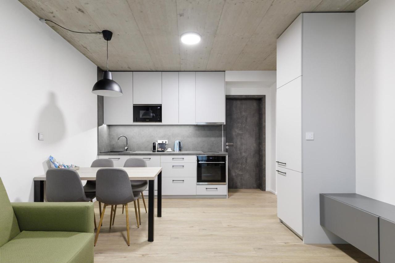 Aparthotel Na Klenici Mladá Boleslav エクステリア 写真