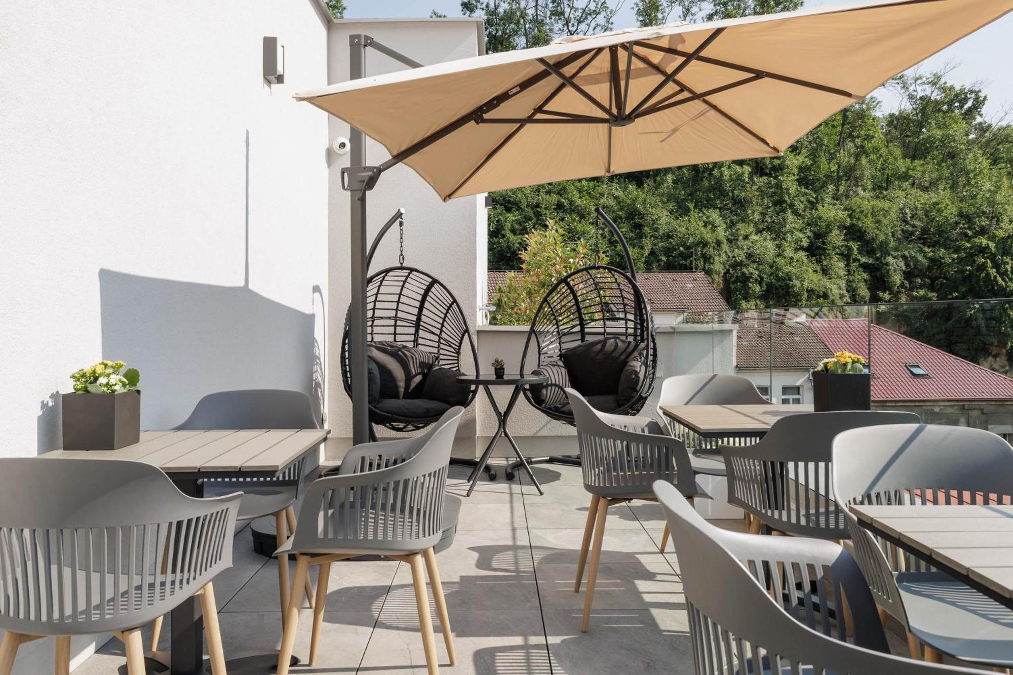Aparthotel Na Klenici Mladá Boleslav エクステリア 写真